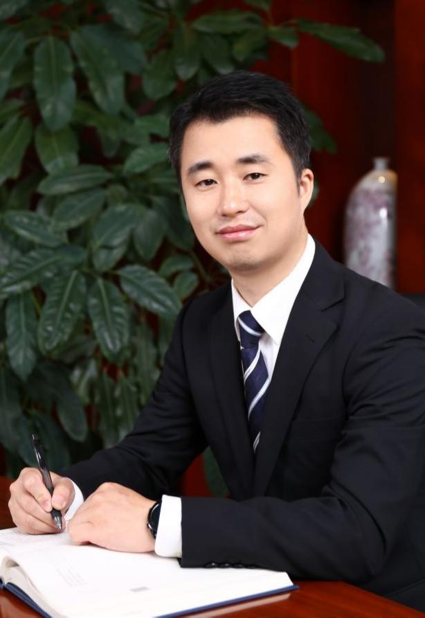 Feiyue Xu.jpg